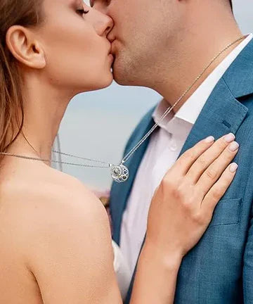 Dile te amo en 100 idiomas | Collar Sol y Luna Bond® (2 X 1)